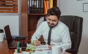 Contadores ¿Qué hacen cuánto ganan y donde pueden trabajar?