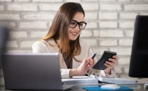 Devengación contable: qué es, cómo funciona y ejemplos prácticos en México